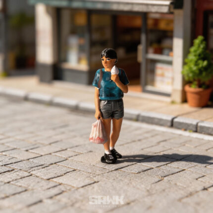 Lily Chen – 1:64 Figure