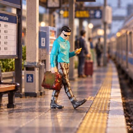 Ethan Walker – 1:64 Figure